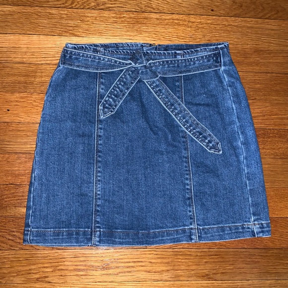 Pacsun Belted Denim Skirt - Picture 2 of 8